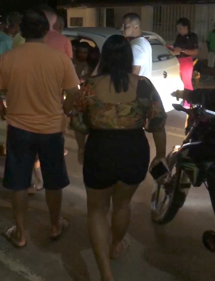 Ex Prefeito De Lucena Quase “apanha” Em Via Pública Por Tentar Atrapalhar Socorro De Motoqueiro, Vítima De Acidente Em Ponta De Lucena – VÍdeo